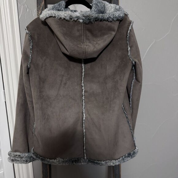 Lolē Faux suede faux fur taupe coat ultra soft and warm Medium - Picture 2 of 12